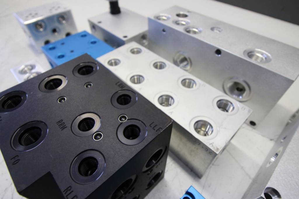 Fluid Power Manifolds International Fluid Power Inc.